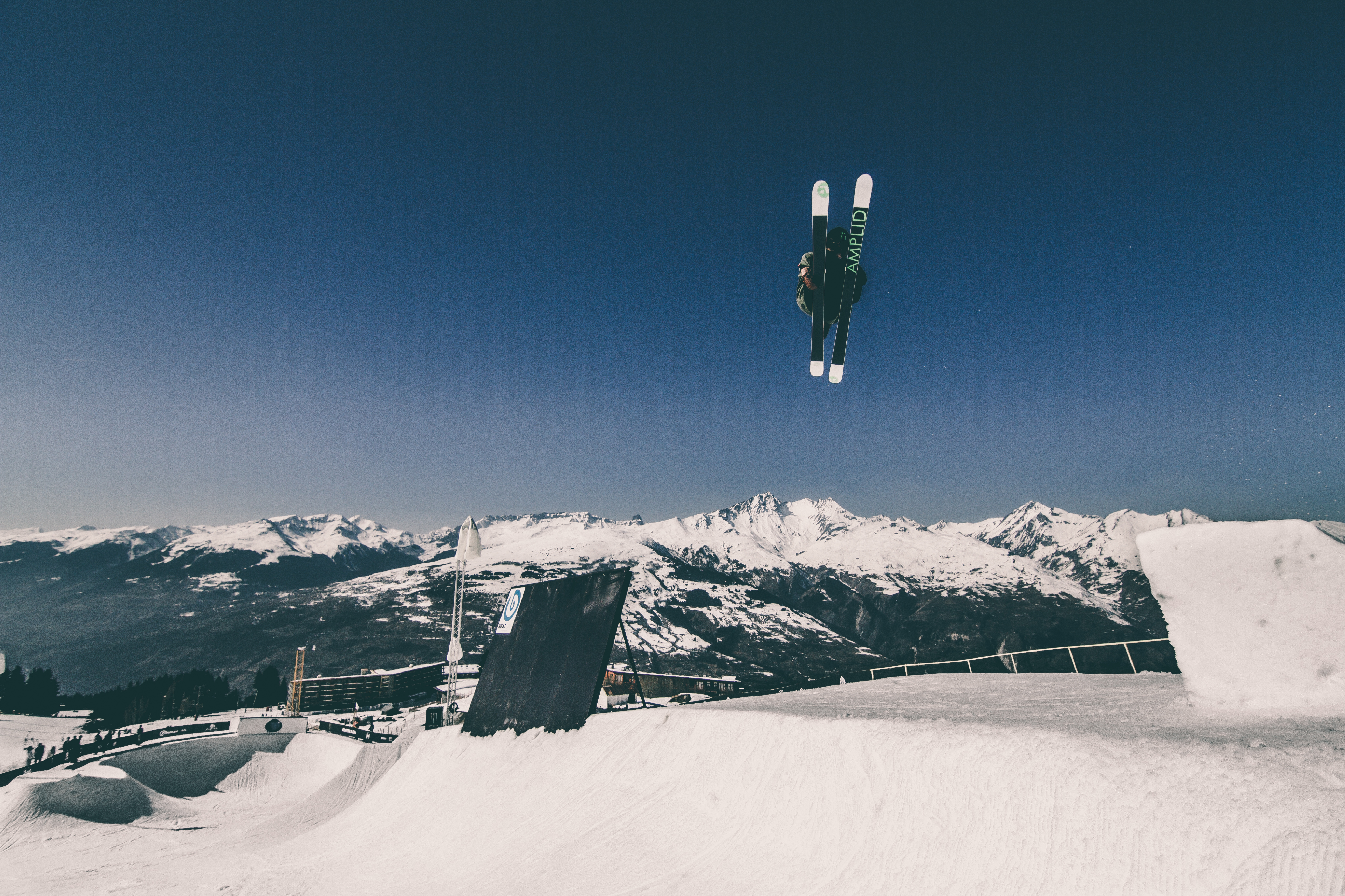 761456.jpeg 761456.jpeg