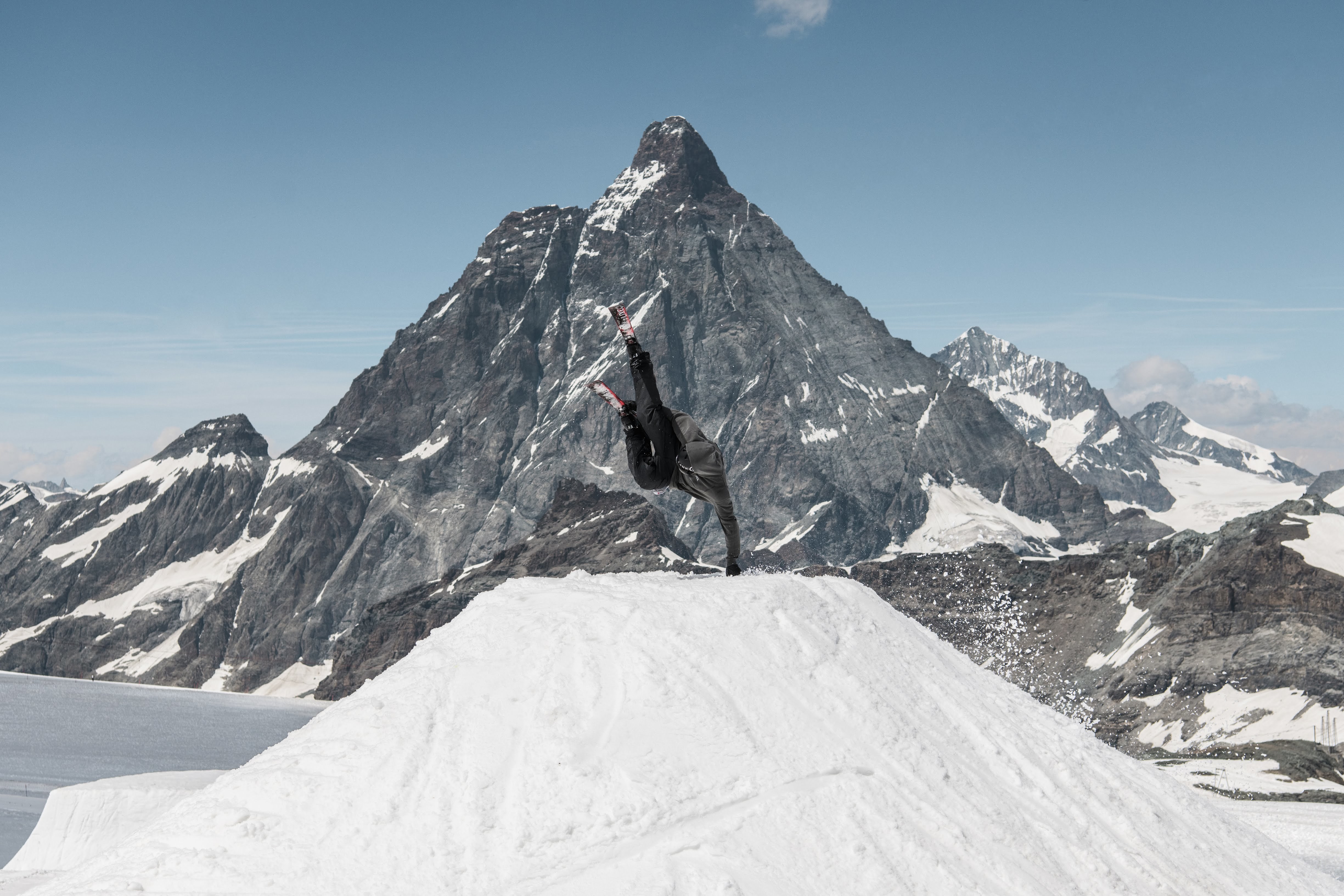 912257.jpeg 912257.jpeg