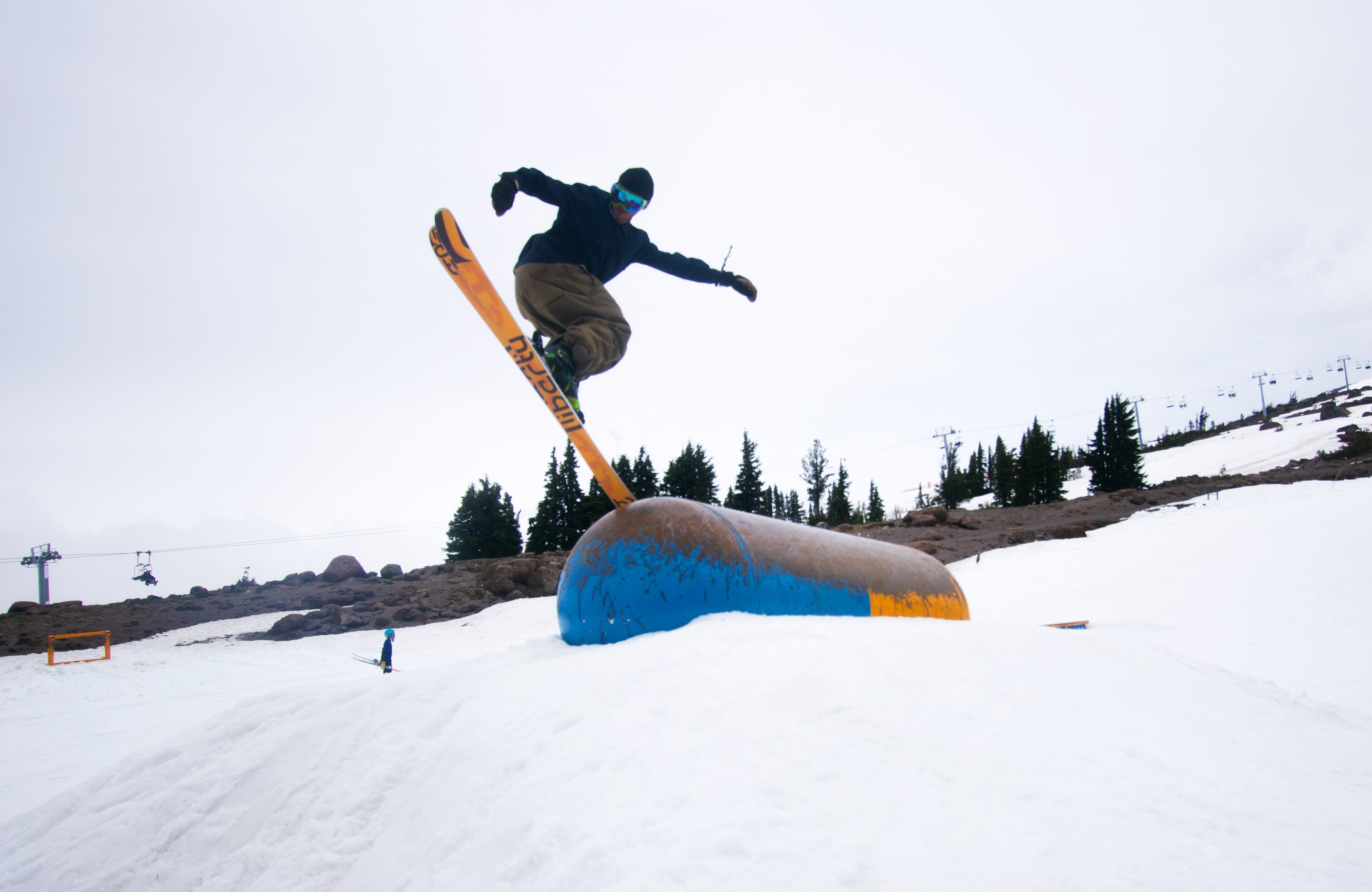 915690.jpeg 915690.jpeg