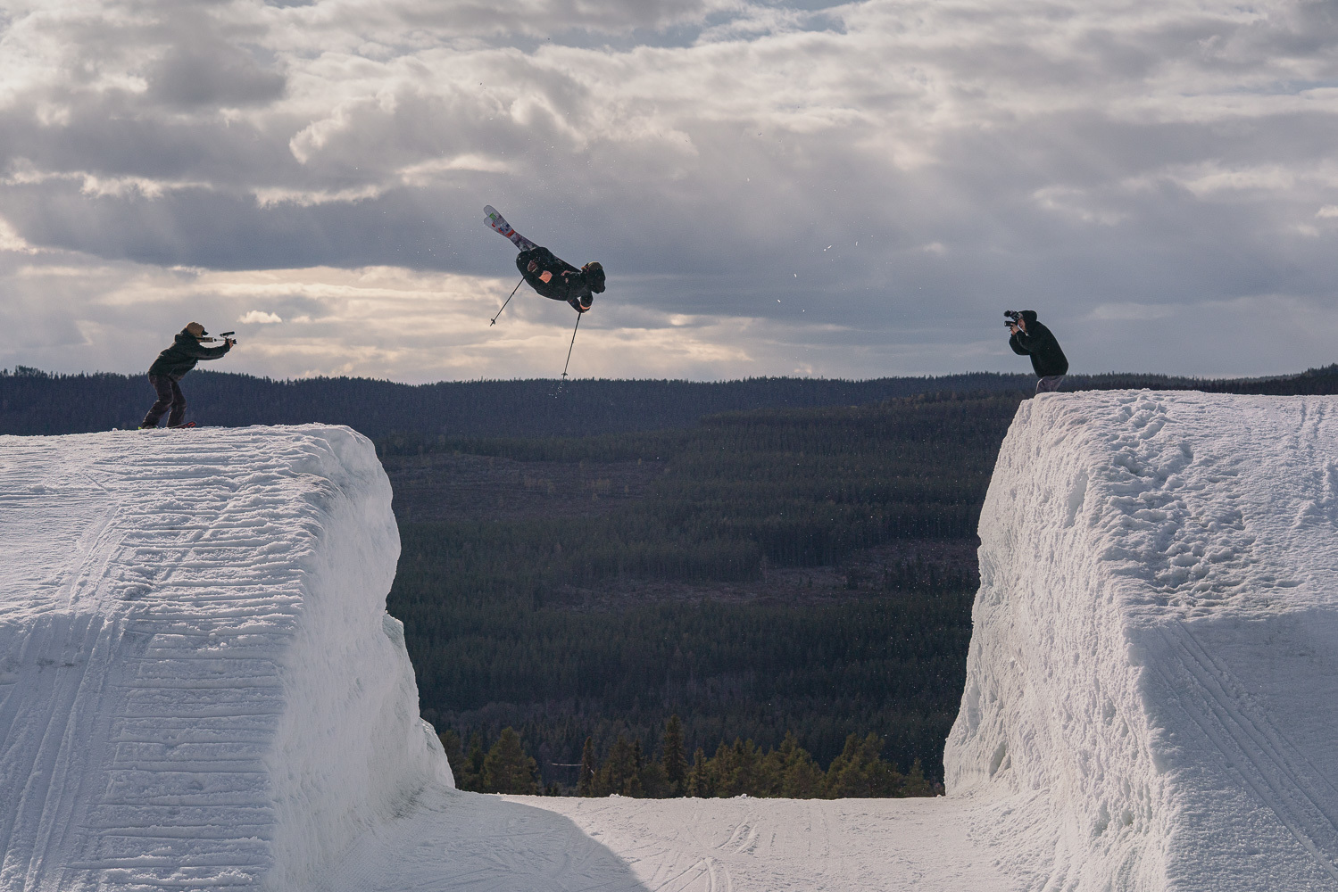 944650.jpeg 944650.jpeg