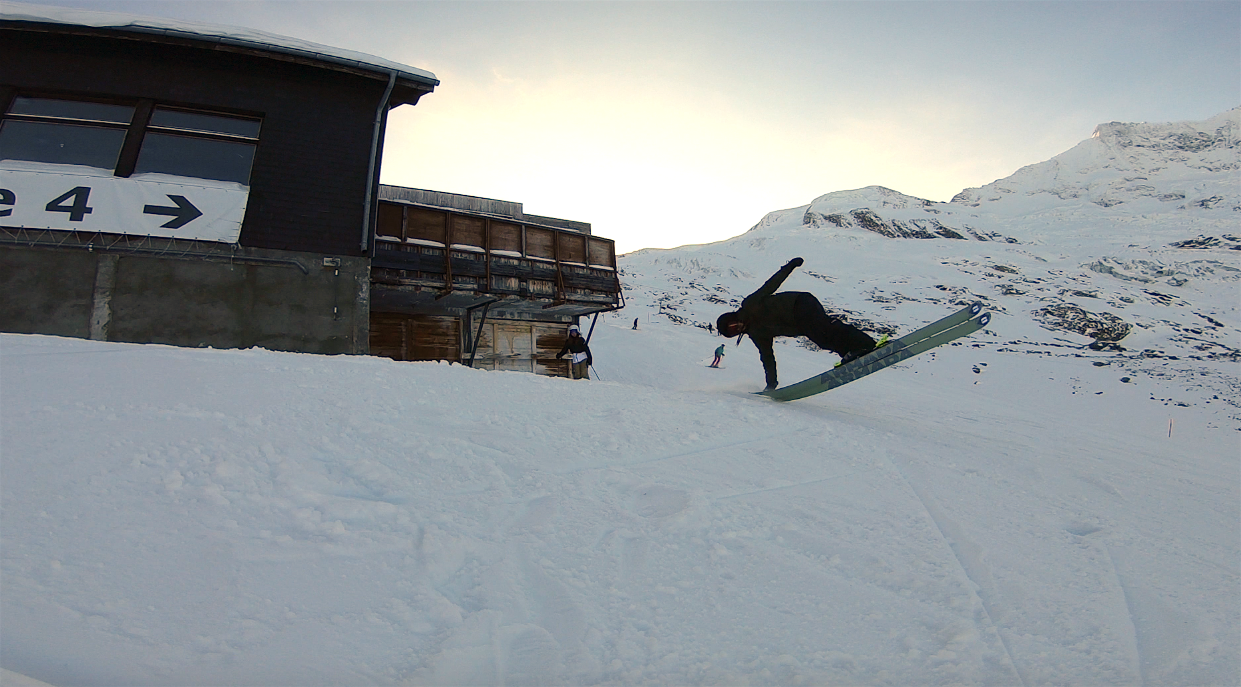 948769.png 948769.png