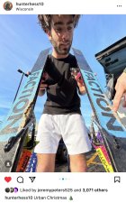 1060318.jpeg 1060318.jpeg