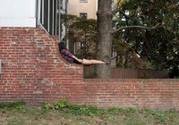Planking 2.0: Self-Portraits Show Woman Conforming to Her Environment 