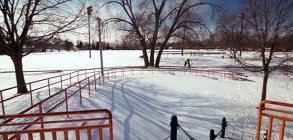 Skiing a 97ft rail 