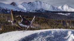 Will Berman Introduces Wells Lamont Snow Gloves