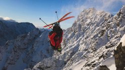 The Weakend | Stray Dogs, Ski or Die, Sami Ortlieb, Vishnu & More