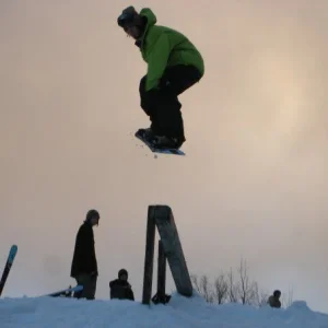 Nollie off wooden uprail