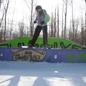 Sunny straight rail