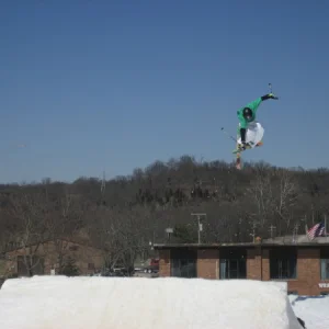 Chris Laker mute grab5