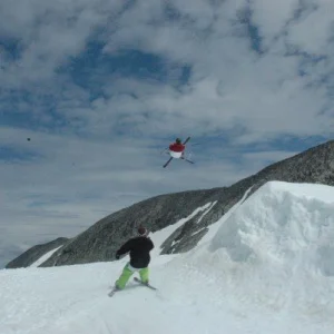 Me 7, follow by martin