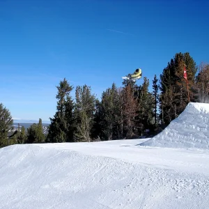 Slogan in Unbound Main