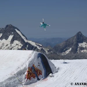 Summer skiing, sw 5blunt tail