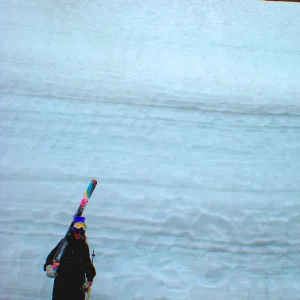 Sum shiet. sum snow.