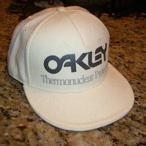 Oakley hat for sale