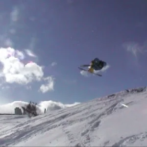 Powder kicker