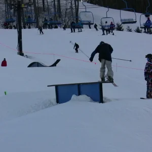 Video still: sam blind 2 off tall t rail