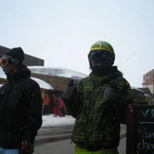 Thumbs up when stuff fallls down