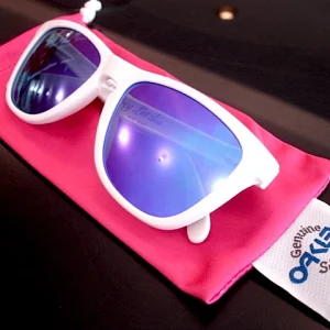 FROGSKINS  BEST OFFER TRADES PLUS CASH OR WHAT EVER..... LIKE OMFG!!!!!!