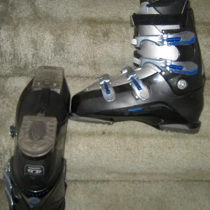 Size 30 Salomon Performan 7 for sale