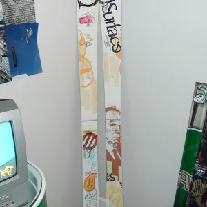 Brand New Surface (Live Life) 179cm skis 250$