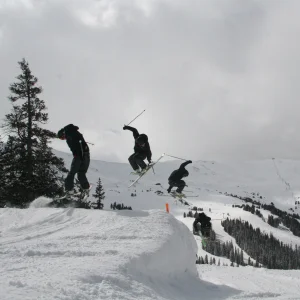 Bam: 5 tailgrab seq.