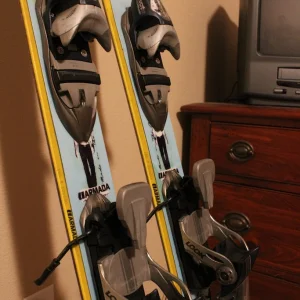 Side view of bindings