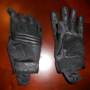 Burton pipe gloves
