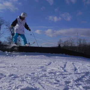Ski Roundtop Jibbing