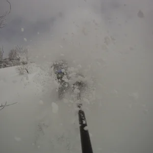 I love powder skiing :)