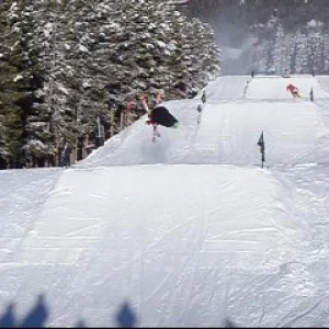 Mid Butter hand drag