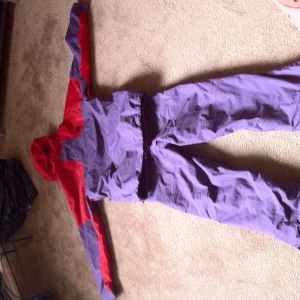 11/12 Armada suit back