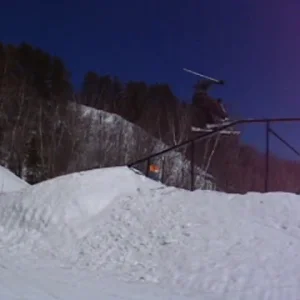 One foot over a battleship, D-jam