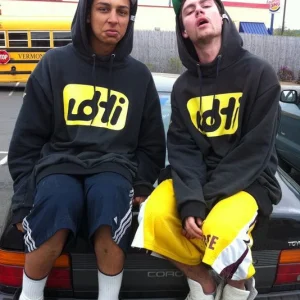 Yung_twinz dot com