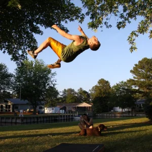 Slackline Backflip