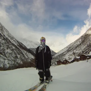 XL Jacket, L pants 5'9