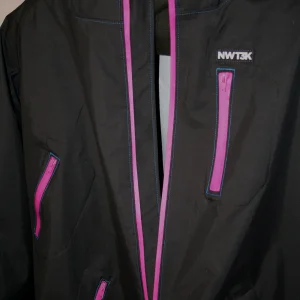 zipper flap & wind guard