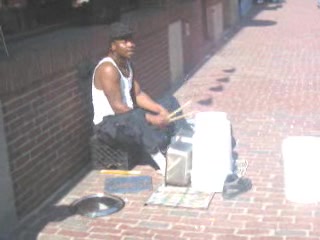 BLACK GUY STREET DRUMMIN