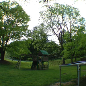 Dubs, 1260 off Trampoline