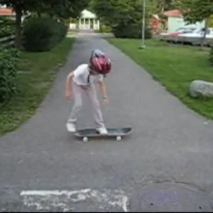 my little sister's first ollie (she's ten)