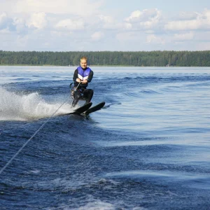 Waterskiing