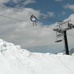 Benchetler throwin cork 540 over top jump today