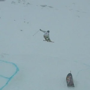 Snowy as could only jus see the landing Ay