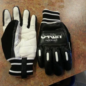 Oakley Gloves