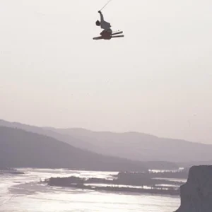 How can he land that without breaking shit?