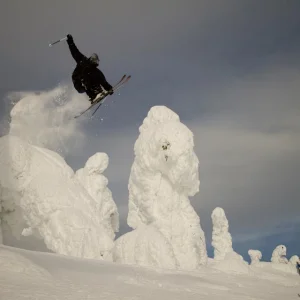 Delorme and Some Snow Ghosts