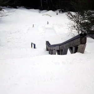 Donkey Kick to Offset Down Rail