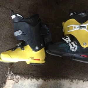 Salomon Boots for sale