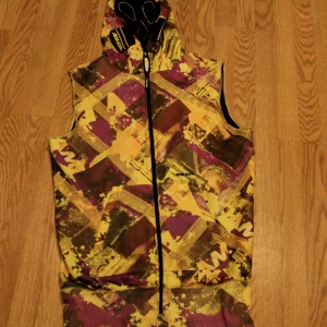 Mike Hornbeck Armada Vest 60$ shipped