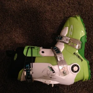 Dalbello Virus, size 28