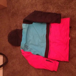 Saga Anomie, Back View, Size L